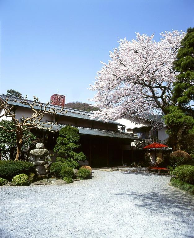 Готель Gyokutei Хаконе Екстер'єр фото